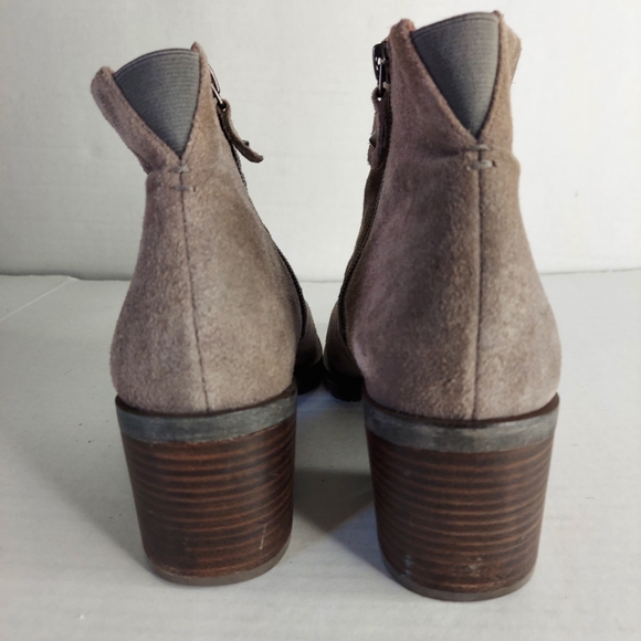 Gentle Souls by Kenneth Cole Blane Ankle Boots - Picture 5 of 16